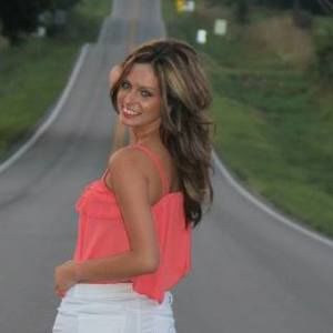 Meet your Posher, Clarissa